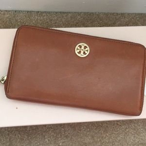 Tory Burch Continental Wallet